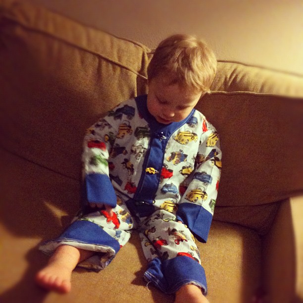 Fancy new car themed PJs from Grandma Cotton, complete with little car buttons. Being a kid is AWESOME. I want a pair!